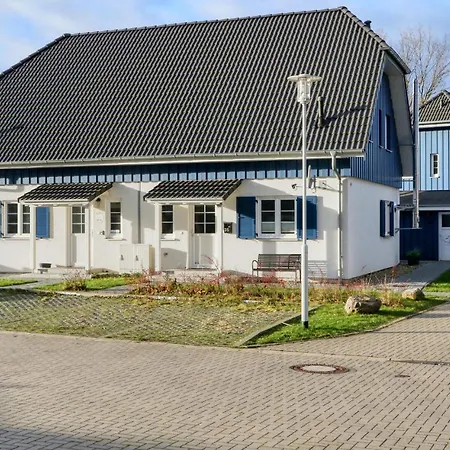 Seemoeve Vakantiehuis Altefähr